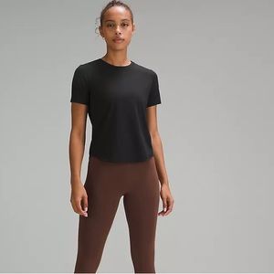 NWT High neck run and train tee lululemon
